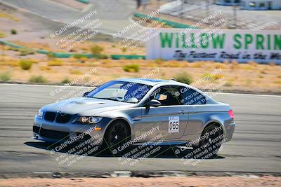 media/Oct-18-2025-Extreme Speed (Sat) [[d6d7e1fef1]]/Group 3 Purple/Session 2 (Turn 3)/